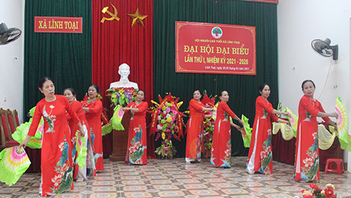 https://hatrung.thanhhoa.gov.vn/portal/Photos/2021-03-31/ad5f7b7384bd6b5dIMG_0187.JPG