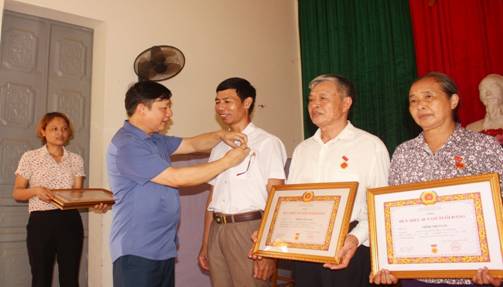 https://hatrung.thanhhoa.gov.vn/portal/Photos/2023-06/90bd238cecce437dIMG_0068.JPG