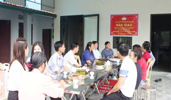 https://hatrung.thanhhoa.gov.vn/portal/Photos/2024-03/a6dd9fd0b628ca3dz5287551062171_65241153c58153135ac76cff6d19d446.jpg